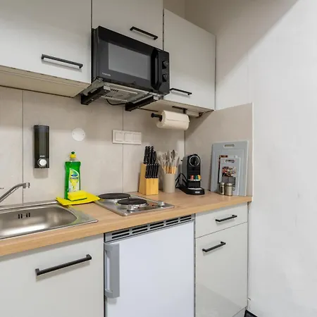 Quiet - 4 Guests - Self Check-in - Netflix - 35m2 *