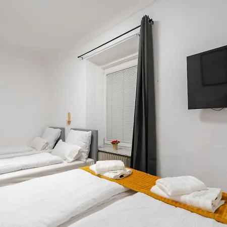 Quiet - 4 Guests - Self Check-in - Netflix - 35m2 Lägenhet Leoben (Styria)
