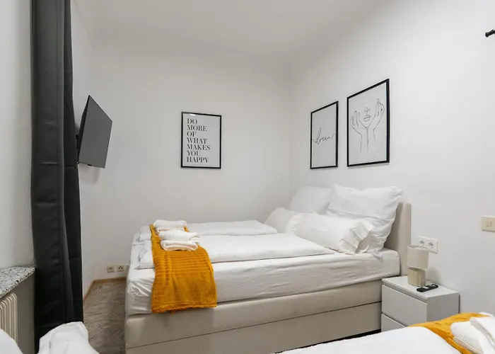 Quiet - 4 Guests - Self Check-in - Netflix - 35m2 Apartamento Leoben (Styria)