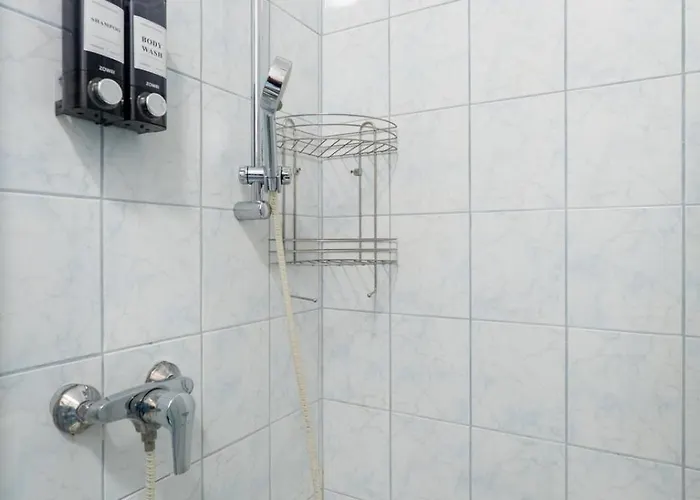 Quiet - 4 Guests - Self Check-in - Netflix - 35m2 Apartment *