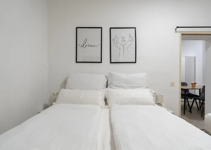 Apartamento Quiet - 4 Guests - Self Check-in - Netflix - 35m2