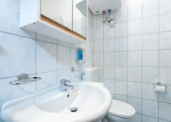 Quiet - 4 Guests - Self Check-in - Netflix - 35m2 Apartamento